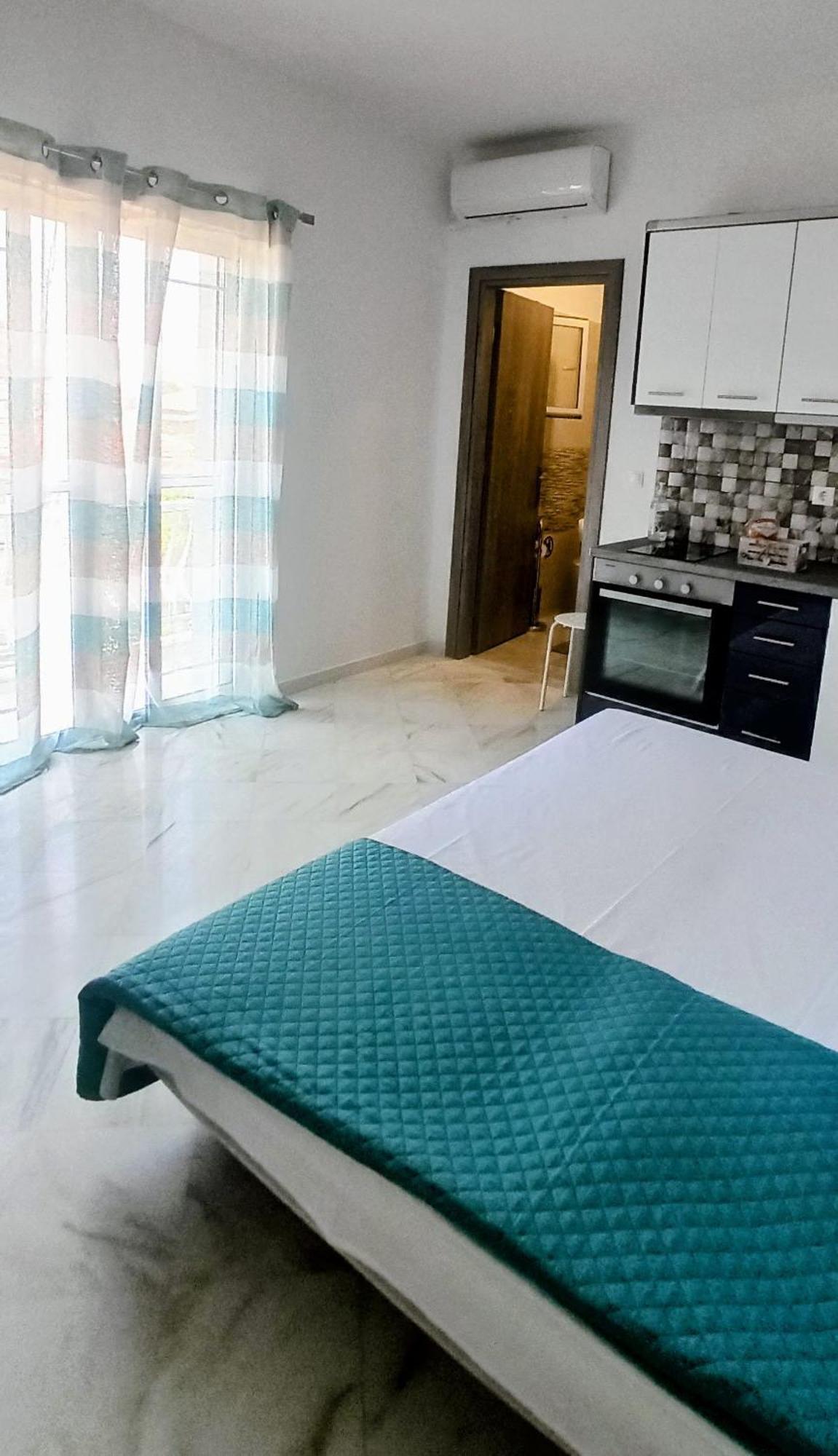 Xd Central Apartments Ierissós Ngoại thất bức ảnh
